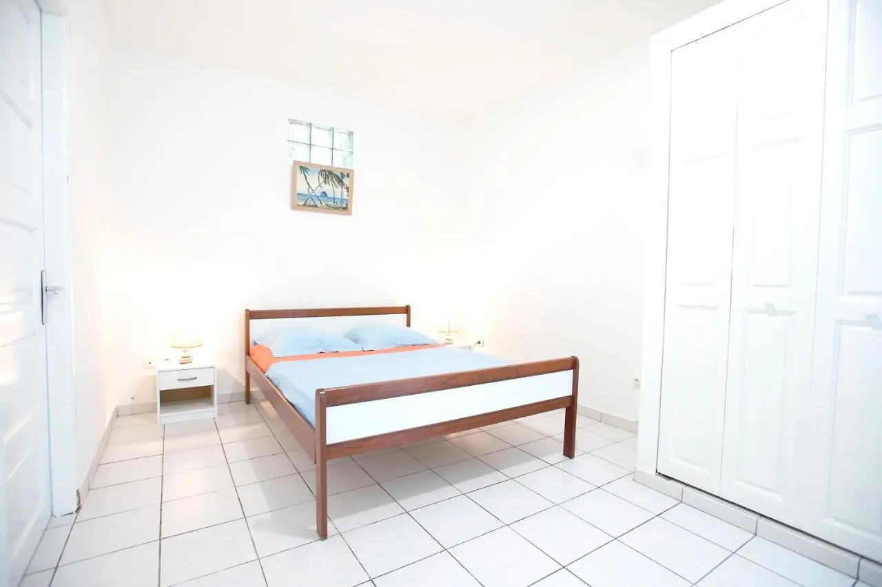 Apartment Lotissement Pin Caraibe Les Trois-Ilets